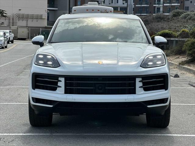 2025 Porsche Cayenne AWD