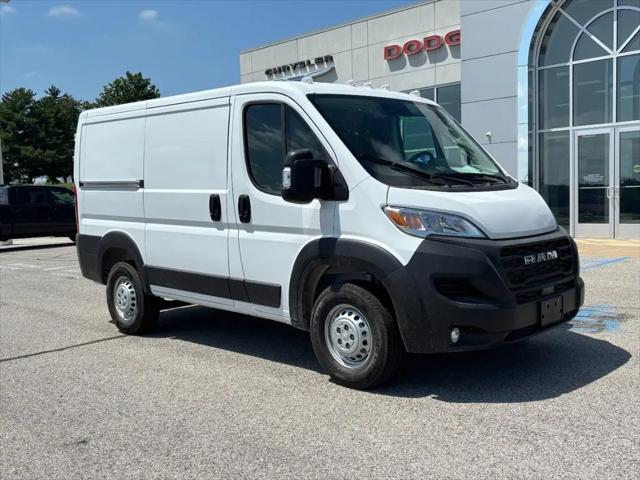2025 Ram ProMaster Cargo Van Tradesman Low Roof 118" WB w/Pass Seat