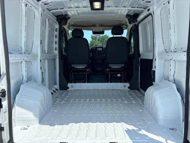 2025 Ram ProMaster Cargo Van Tradesman Low Roof 118" WB w/Pass Seat