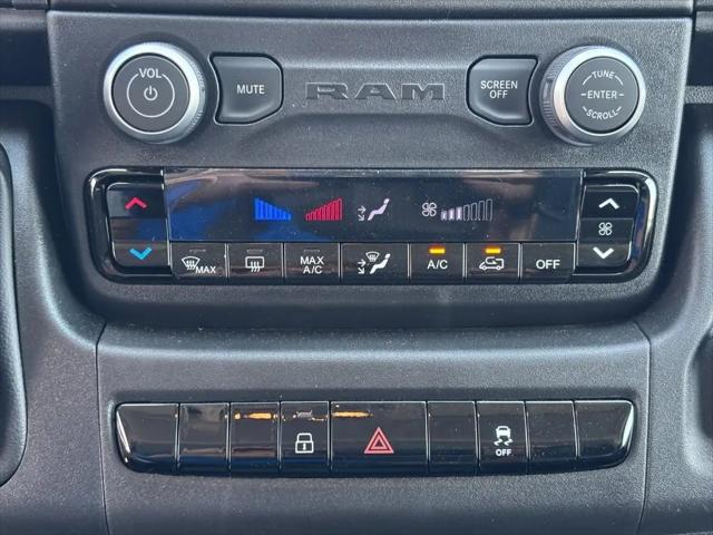 2025 Ram ProMaster Cargo Van Tradesman Low Roof 118" WB w/Pass Seat