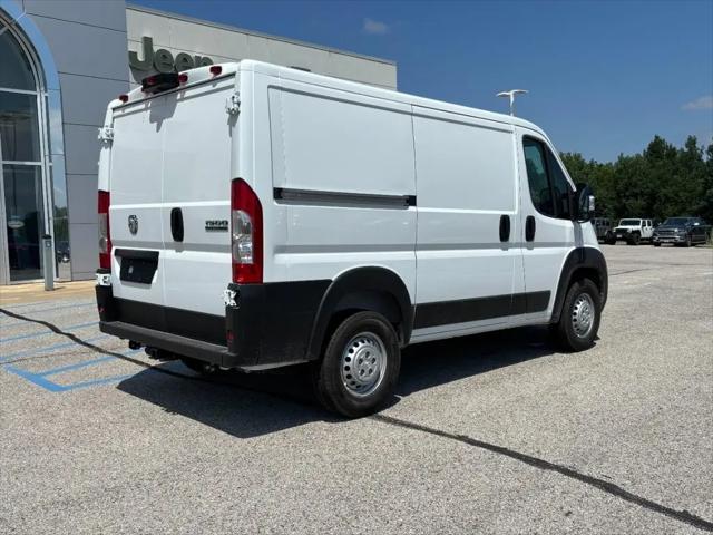 2025 Ram ProMaster Cargo Van Tradesman Low Roof 118" WB w/Pass Seat