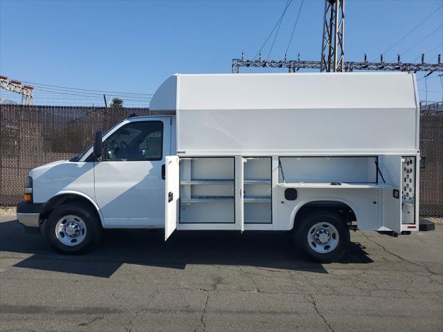 2025 Chevrolet Express Cutaway Work Van