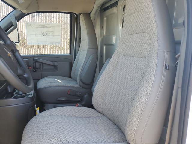 2025 Chevrolet Express Cutaway Work Van