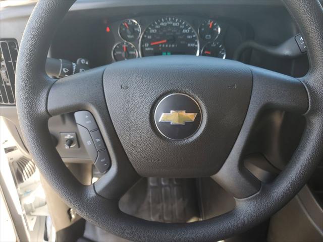 2025 Chevrolet Express Cutaway Work Van