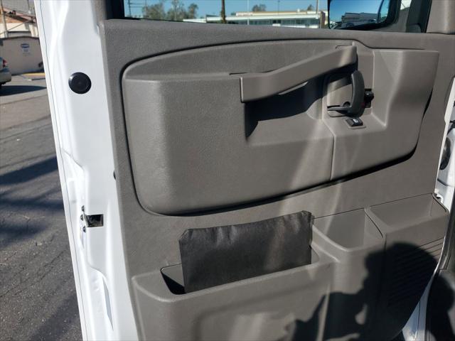 2025 Chevrolet Express Cutaway Work Van