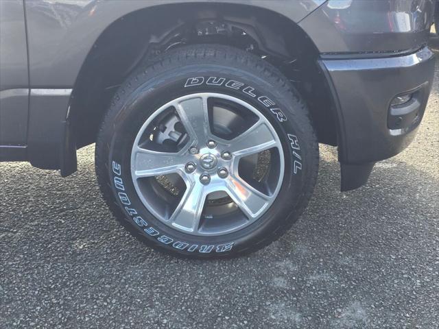 2025 RAM Ram 1500 RAM 1500 TRADESMAN QUAD CAB 4X4 64 BOX