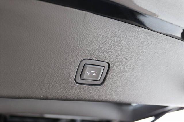 2023 Chevrolet Traverse AWD LT Cloth