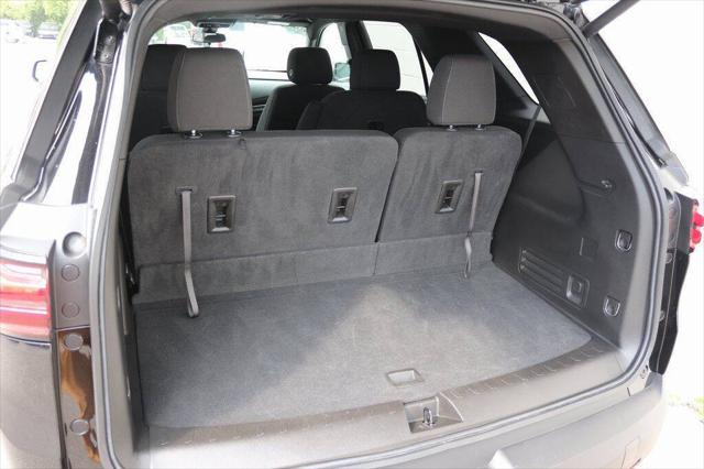 2023 Chevrolet Traverse AWD LT Cloth