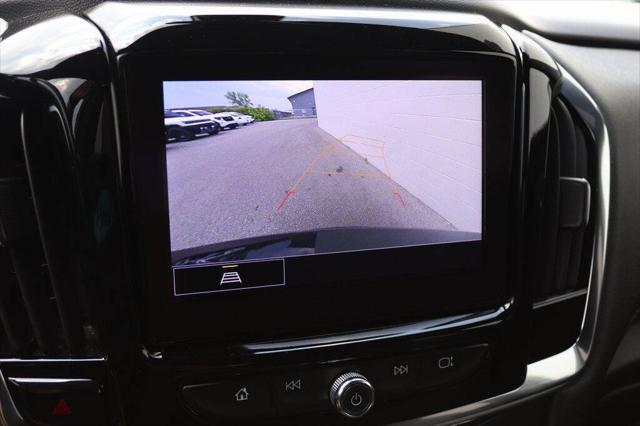 2023 Chevrolet Traverse AWD LT Cloth