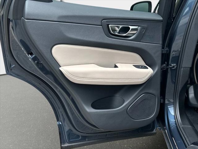 2026 Volvo XC60 B5 Core