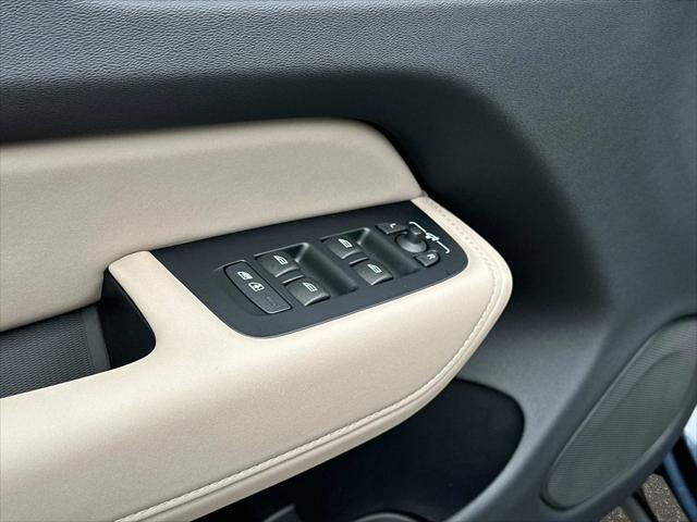 2026 Volvo XC60 B5 Core