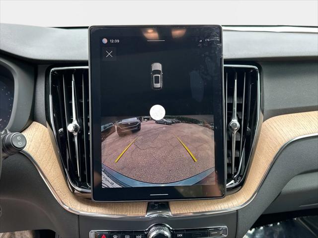 2026 Volvo XC60 B5 Core