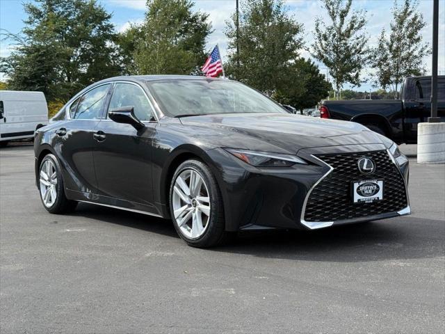 2022 Lexus IS 300  2022 Lexus IS 300