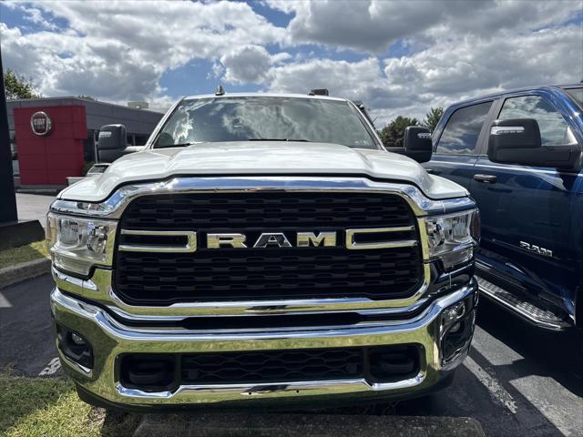 2024 RAM 2500 Big Horn Crew Cab 4x4 64 Box