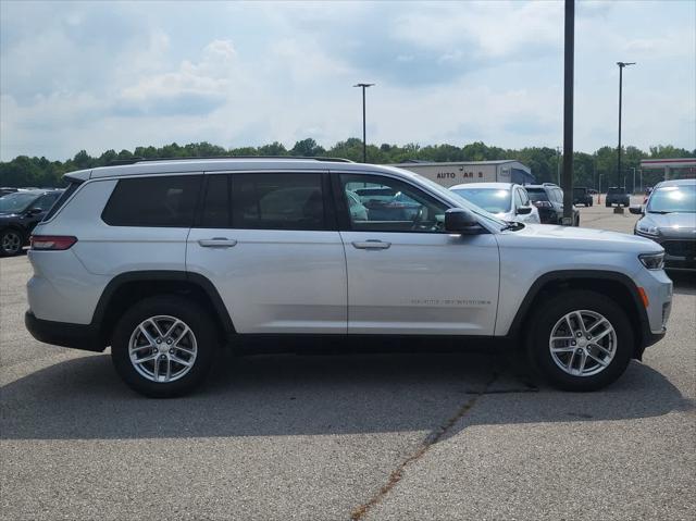2021 Jeep Grand Cherokee L Laredo 4x4