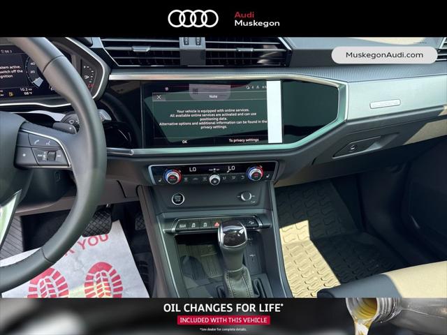 2025 Audi Q3 Premium 45 TFSI S line quattro Tiptronic