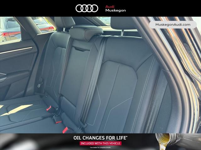 2025 Audi Q3 Premium 45 TFSI S line quattro Tiptronic