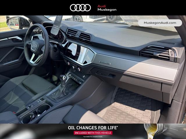 2025 Audi Q3 Premium 45 TFSI S line quattro Tiptronic