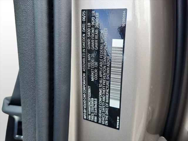 2026 Volvo XC60 B5 Plus
