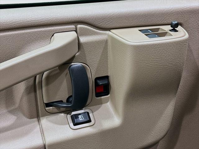 2025 GMC Savana Cargo RWD 2500 Extended Wheelbase Work Van