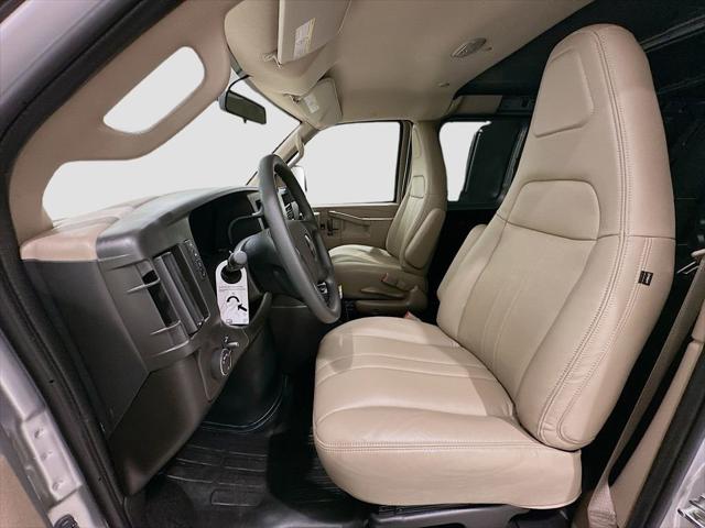 2025 GMC Savana Cargo RWD 2500 Extended Wheelbase Work Van