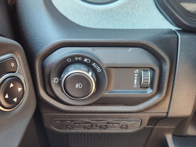 2025 Jeep Wrangler 4-Door Summit 4x4