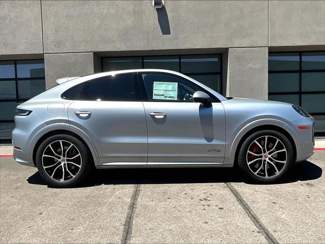 2025 Porsche Cayenne GTS