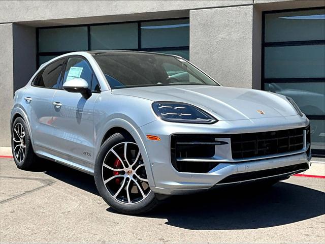 2025 Porsche Cayenne GTS