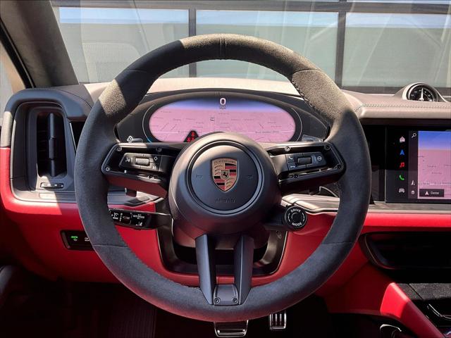 2025 Porsche Cayenne GTS