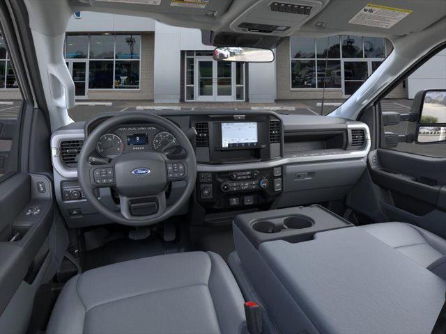 2025 Ford F-550 XL