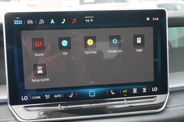 2025 Volkswagen Tiguan 2.0T SE