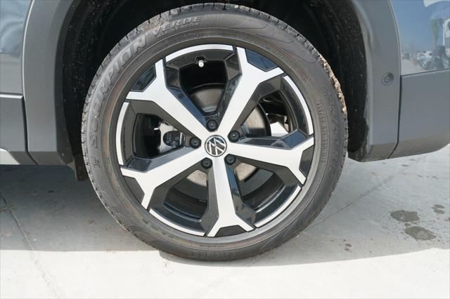 2025 Volkswagen Tiguan 2.0T SE