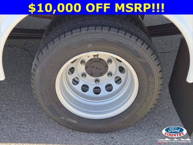 2025 Ford Transit Chassis Base