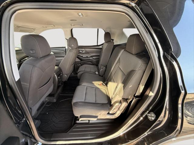 2021 Chevrolet Traverse AWD LS