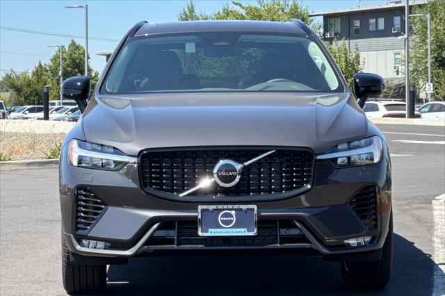 2025 Volvo XC60 B5 Core