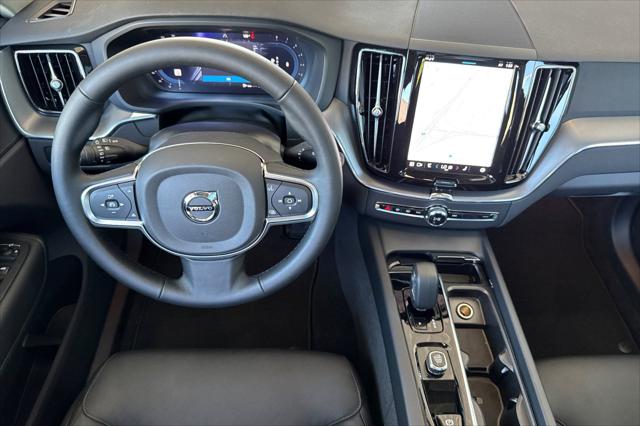 2025 Volvo XC60 B5 Core