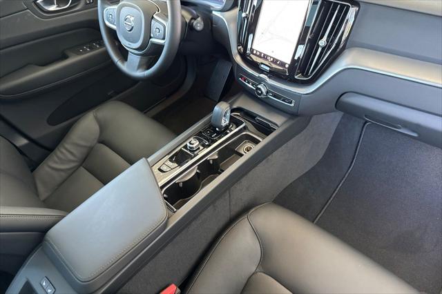 2025 Volvo XC60 B5 Core