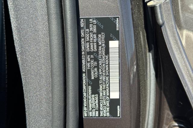 2025 Volvo XC60 B5 Core