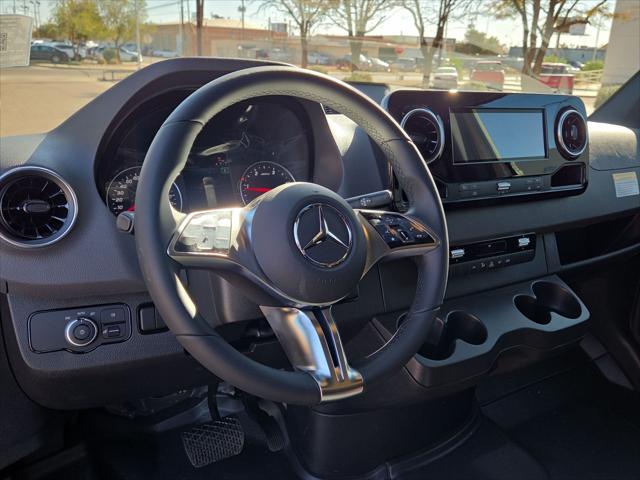 2025 Mercedes-Benz Sprinter 2500 Standard Roof 4-Cyl Diesel