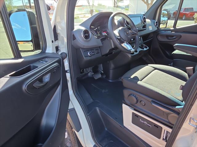 2025 Mercedes-Benz Sprinter 2500 Standard Roof 4-Cyl Diesel