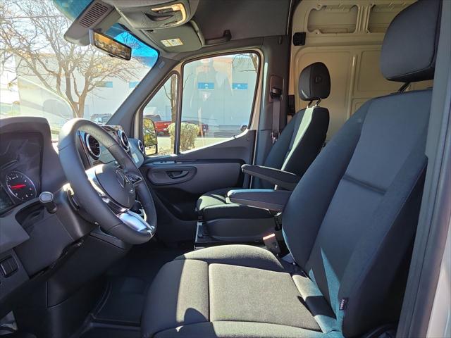 2025 Mercedes-Benz Sprinter 2500 Standard Roof 4-Cyl Diesel