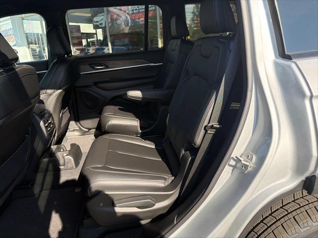 2025 Jeep Grand Cherokee L Limited 4x4