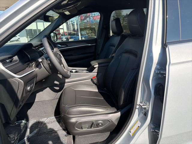 2025 Jeep Grand Cherokee L Limited 4x4