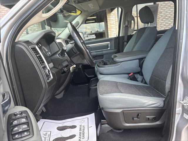 2019 RAM 1500 Classic Big Horn Crew Cab 4x4 64 Box