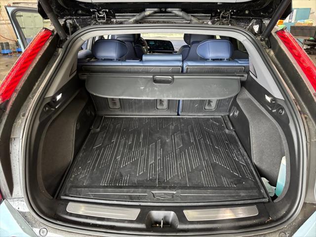 2025 Cadillac iQ Sport 2 AWD