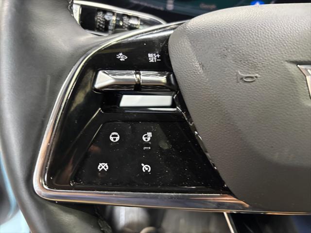 2025 Cadillac iQ Sport 2 AWD