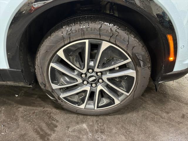 2025 Cadillac iQ Sport 2 AWD