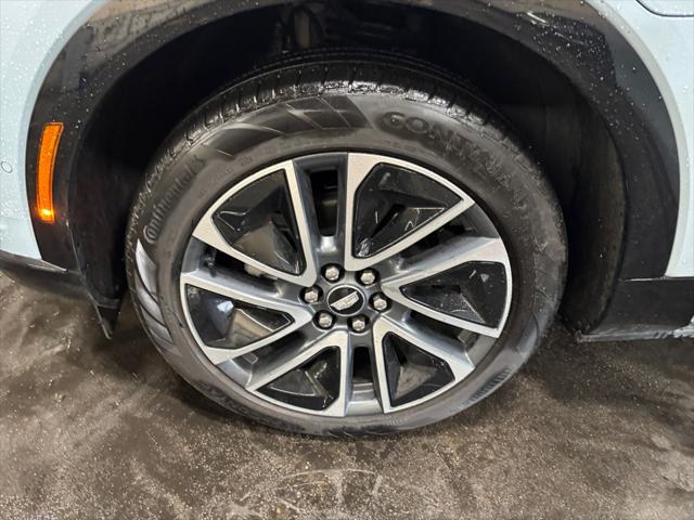 2025 Cadillac iQ Sport 2 AWD