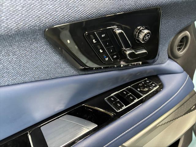 2025 Cadillac iQ Sport 2 AWD