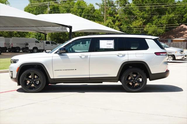 2025 Jeep Grand Cherokee GRAND CHEROKEE L ALTITUDE X 4X4